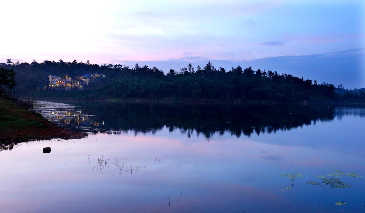 Vista Del Lago Ambalavayal Εξωτερικό φωτογραφία